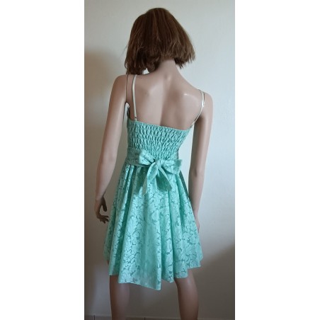 Robe courte
