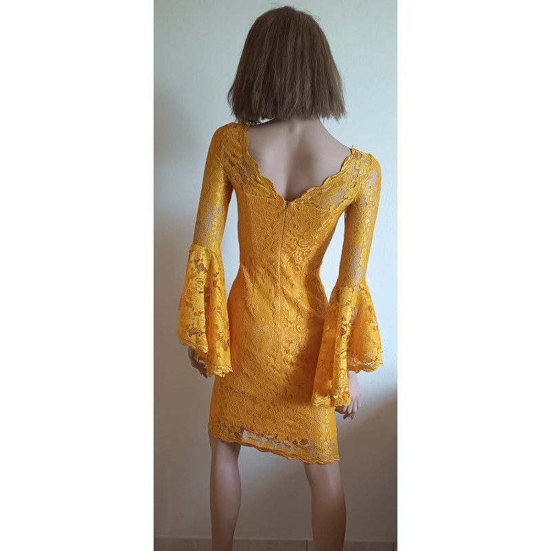 Robe courte